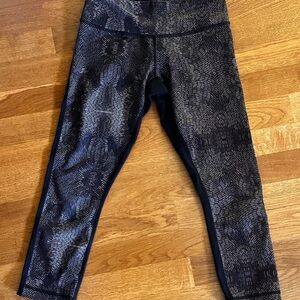 Black and brown Patterned lululemon Leggings